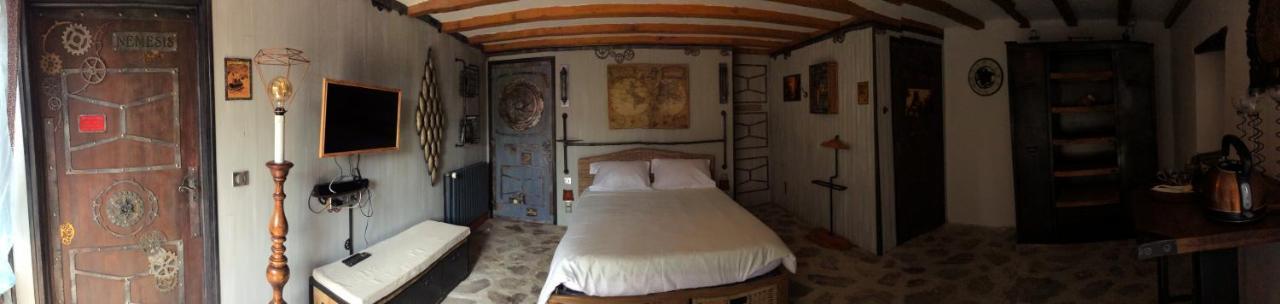 Chambre Steampunk Jules Vernes Bosbonparent Eksteriør bilde