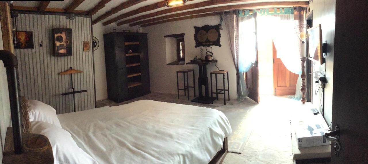 Chambre Steampunk Jules Vernes Bosbonparent Eksteriør bilde